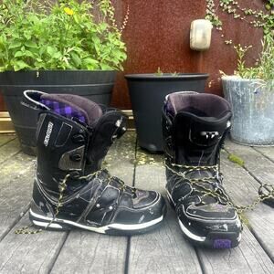 Salomon Mens 'Dialogue' Vintage Snowboarding Boots size 11.5